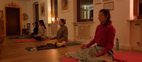 Yogakurs In Potsdam Himalayan Yoga Ayurveda Zentrum