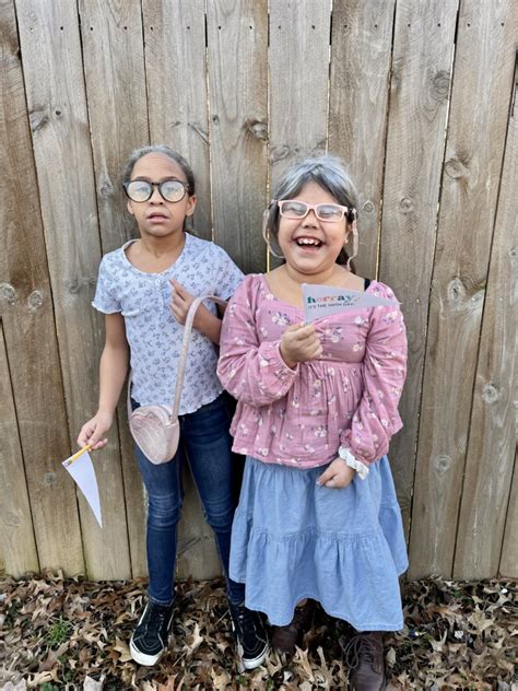 12 Adorable 100th Day Of School Old Lady Costume Ideas To Recreate