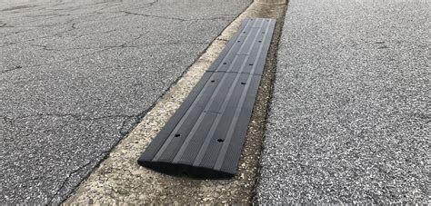 Rubber Driveway Curb Ramp A Buyer S Guide To Rubber Ramps For Rolled Curb Driveway Entries