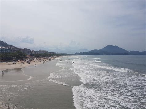 Praia Grande em Ubatuba corpo de homem é encontrado