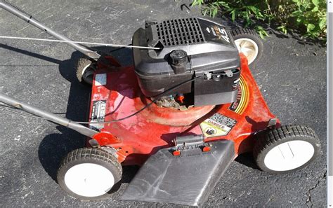 Murray Lawn Mower With Briggs Stratton Quantum XTE Engine EBay