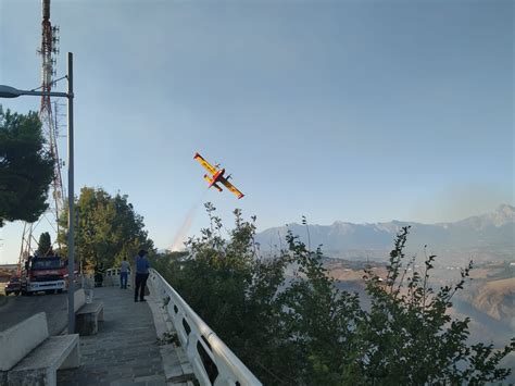 Incendio Di Bosco A Castellalto Fiamme Spente Altro Rogo Nel Teramano