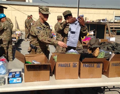 Care Packages For Soldiers Photos Of Soldiers With Care Packages