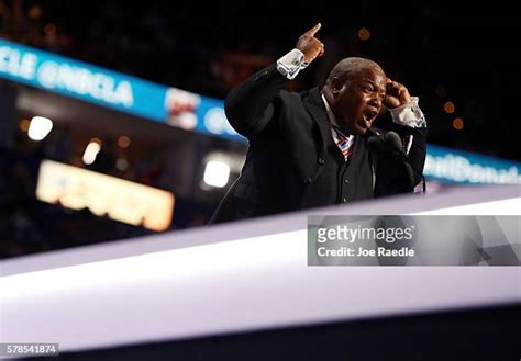 Pastor Mark Burns Co Photos And Premium High Res Pictures Getty Images