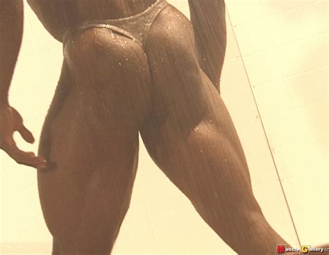 Andre Ewing Shower Seduction Male Bodybuilders And Muscle Videos At