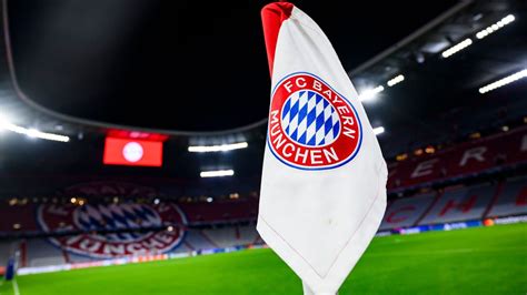 Bundesliga FC Bayern verpflichtet 17 jährigen Australier