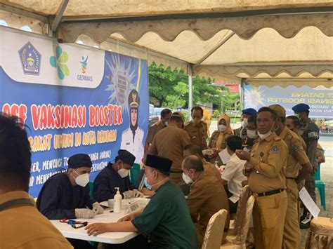 Kendari Mulai Vaksinasi Booster Masyarakat Umum Wali Kota Jadi Yang