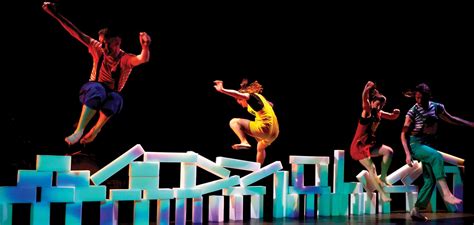 Visit Armagh - Education & Learning