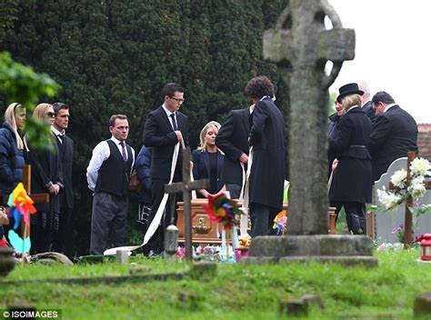 Eastenders Danniella Westbrook Films Peggy Mitchell S Funeral Scenes For New Episode Daily