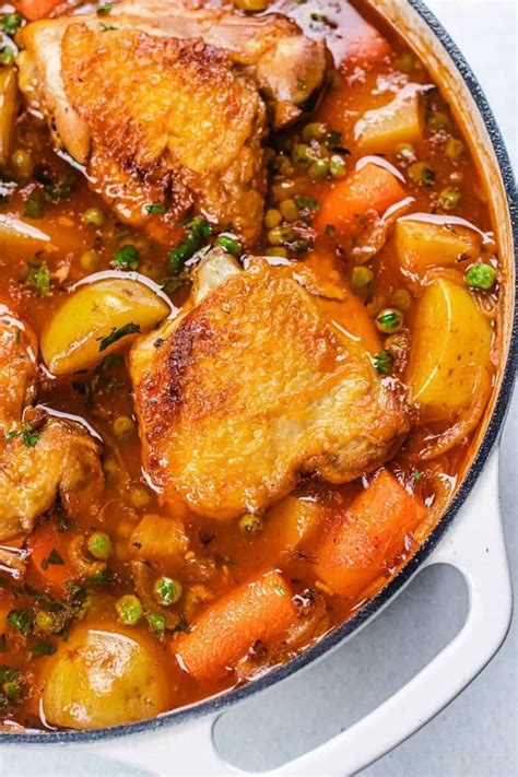 Easy Dutch Oven Chicken Stew Recipe Recipe Stew Chicken Recipe