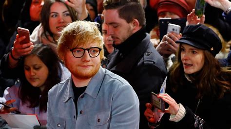 Ed Sheeran hace un desnudo artístico en la Berlinale con Songwriter