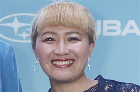 丸山桂里奈、元日本代表メンバー・澤穂希＆阪口夢穂との集合ショットを公開→「素敵な仲間ですね」「最高」の声集まる