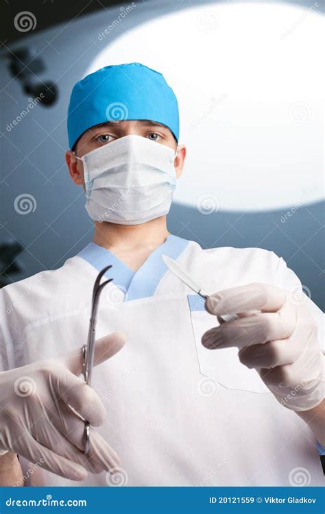 Surgeon Working In Operating Room Royalty Free Stock Images - Image ...