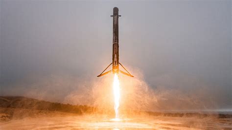 SpaceX sets new record with three launches and landings in 36 hours ...