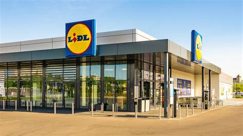 Lidl Becomes First Supermarket In Uk To Give Staff Body Cameras As