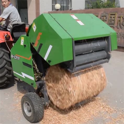 Straw Hay Baler Or Baling Press Machine Mini Round Straw Hay Baler