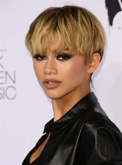 20 Celebrity Short Hairstyles For Glamorous Look Hottest Haircuts