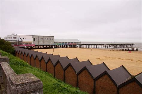 Claremont Pier In Lowestoft Steve Daniels Cc By Sa 2 0 Geograph