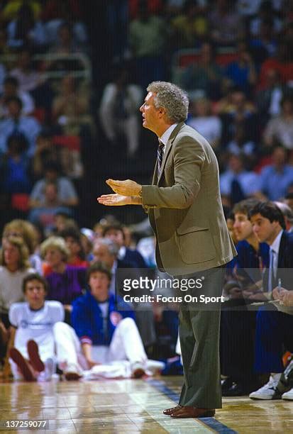 401 Hubie Brown Photos & High Res Pictures - Getty Images