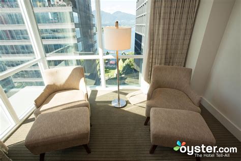 Coast Coal Harbour Vancouver Hotel by APA Review: What To REALLY Expect If You Stay