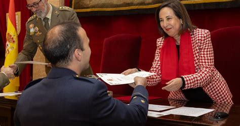 Defensa Espa Ola Robles La Labor De Las Fuerzas Armadas Debe Estar