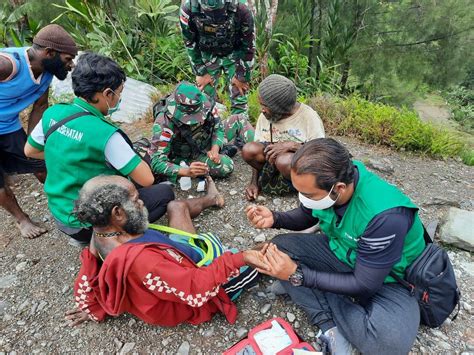 Sinergitas Tni Dan Dinkes Kabupaten Mimika Dalam Pelayanan Kesehatan Di