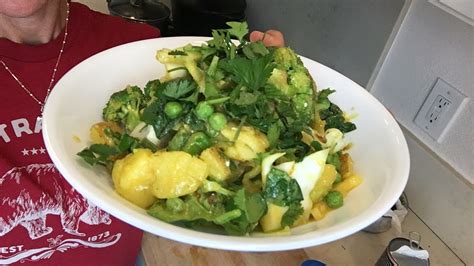 Indian Potatoes And Peas With 6 Green Vegetables 🥦😃 Alkaline Recipe Daily Dozen Meals Youtube