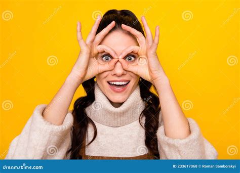 Photo Of Nice Brunette Optimistic Curly Hairdo Lady Show Hands