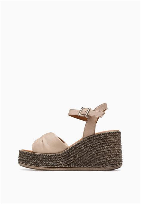 Босоножки Pierre Cardin, цвет: бежевый, MP002XW0J3GO — купить в ...