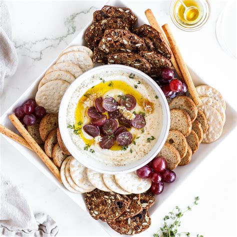 Whipped Ricotta Dip With Honey