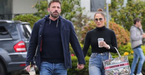 Jennifer Lopez și Ben Affleck protagoniștii unui moment viral Fanii