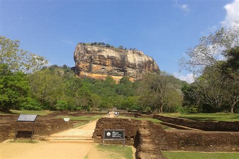 Sigiriya Day Tour Dambulla Cave Temple Triphobo