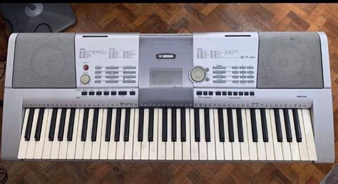 Yamaha Keyboard PSR 295 With Stand Hobbies Toys Music Media CDs