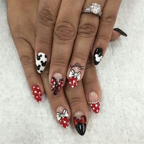 Disney Nails Mickey Nails Disneyland Nails Disney Acrylic Nails