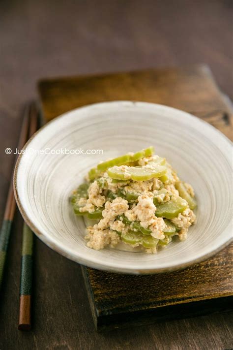 Bitter Melon Salad ゴーヤの白和え • Just One Cookbook