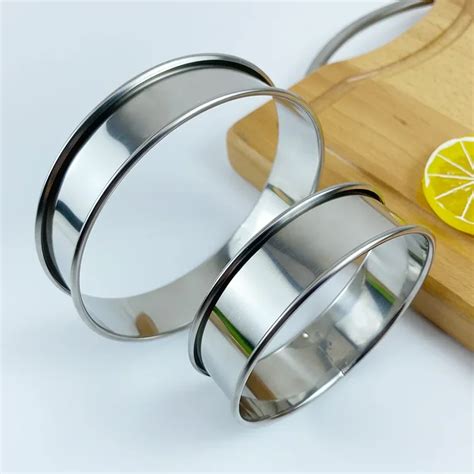 Stainless Steel Mousse Ring With Double Rolled Edges Round Biscuit