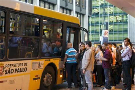 Faixa De ônibus Chega Ao Túnel Do Anhangabaú Em Sp Exame