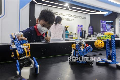 Jadi Wahana Edukasi Pameran Teknologi Robotik Digelar Di Robopark