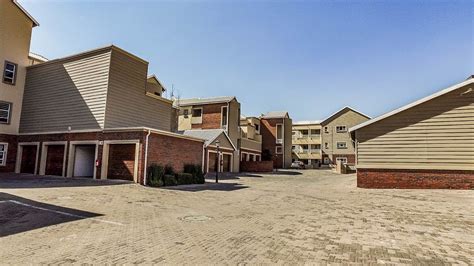 Bedroom Townhouse For Sale In Gauteng East Rand Edenvale