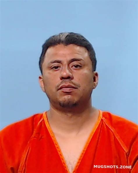 HINOJOSA DANIEL 04 17 2022 Brazoria County Mugshots Zone