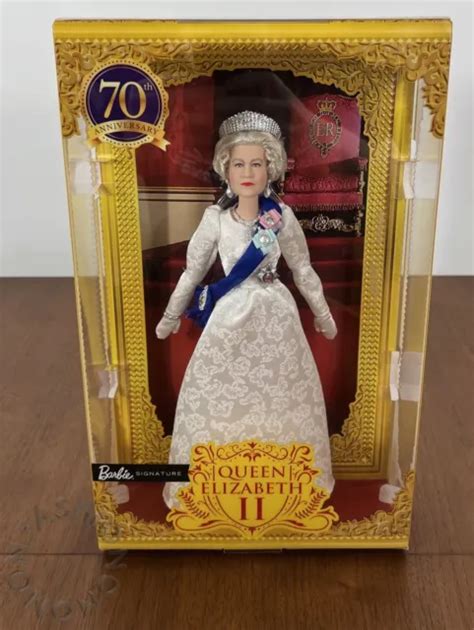 Barbie Signature Queen Elizabeth Ii Platinum Jubilee Collectors Doll