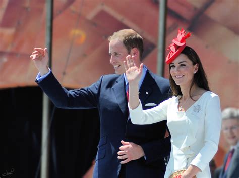 Księżna Kate jest w ciąży Plotkom nie ma końca