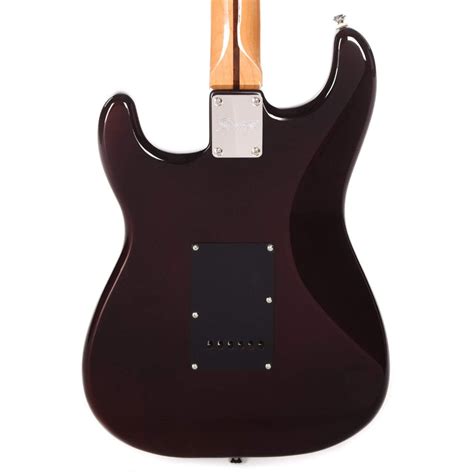 Squier Classic Vibe 70s Stratocaster HSS Walnut – Chicago Music Exchange