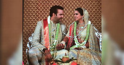 Isha Ambani Wedding LIVE Updates: First Pics of the Newly Weds Are Here