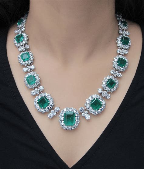 Bulgari Rome Elizabeth Taylor Style Colombian Emerald Diamond Necklace ...