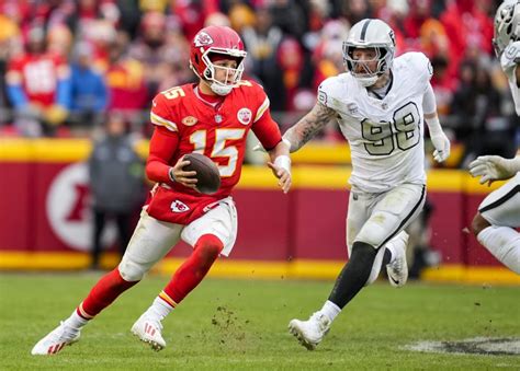 How To Watch Chiefs Vs Raiders Today Start Time Tv Live Stream For