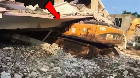 Extreme Dangerous Idiots In Excavator Compilation Truck Fail