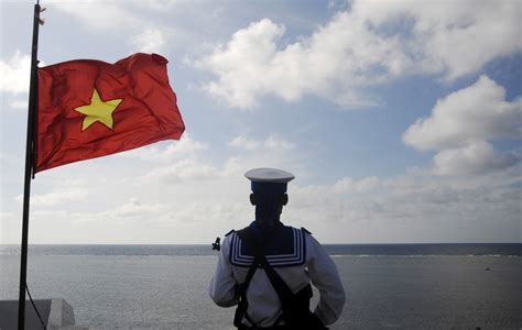 Vietnam China Tensions Escalate Over South China Sea Oil Rig | IBTimes UK