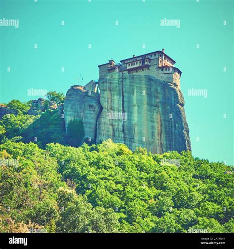 Das Kloster Rousanou Auf Der Klippe In Meteora Griechenland Vintage