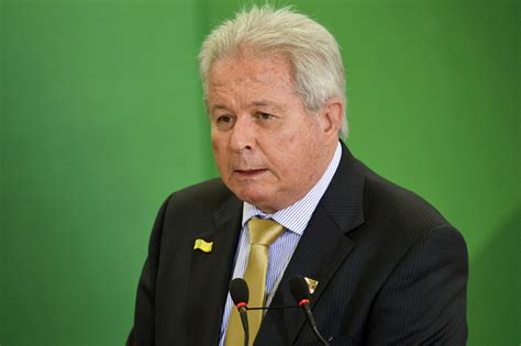 Midianews Presidente Do Banco Do Brasil Entrega Carta De Ren Ncia